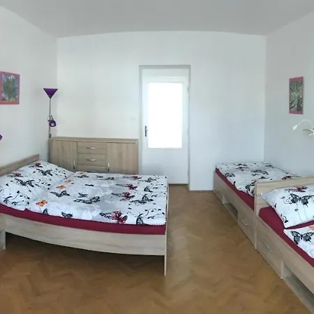 Апартаменты Toufar